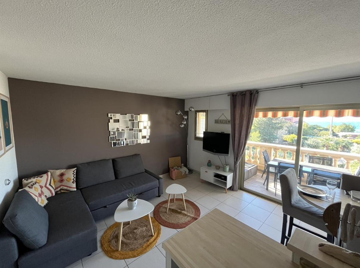 Appartement Face A La Plage Saint-Raphaël Exteriér fotografie